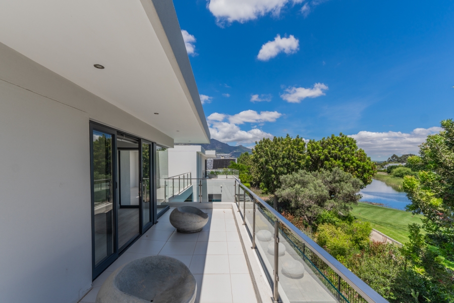 4 Bedroom Property for Sale in Pearl Valley at Val de Vie Western Cape